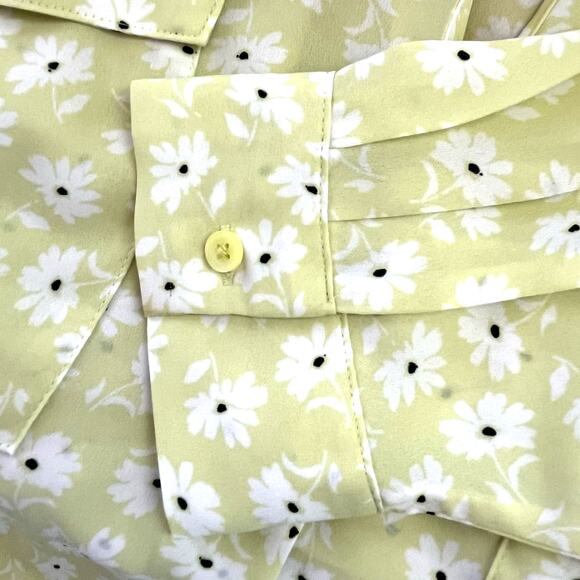 Ann Taylor Collared V-Neck Button Daisy Blouse in Lime Green/White Size L - Picture 7 of 9